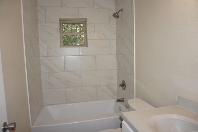 804 Linda Street, Bald Knob, AR 72010