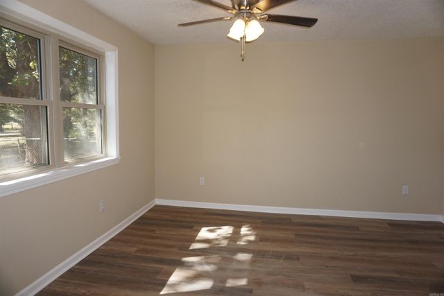 804 Linda Street, Bald Knob, AR 72010