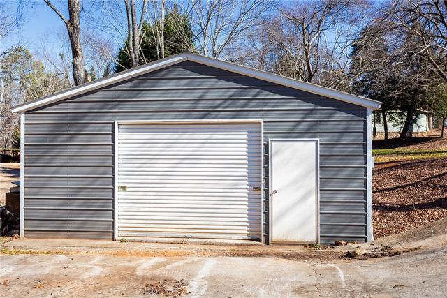 310 Stribling Shoals Road, Walhalla, SC 29691