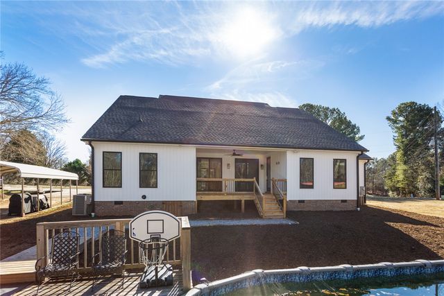 310 Stribling Shoals Road, Walhalla, SC 29691