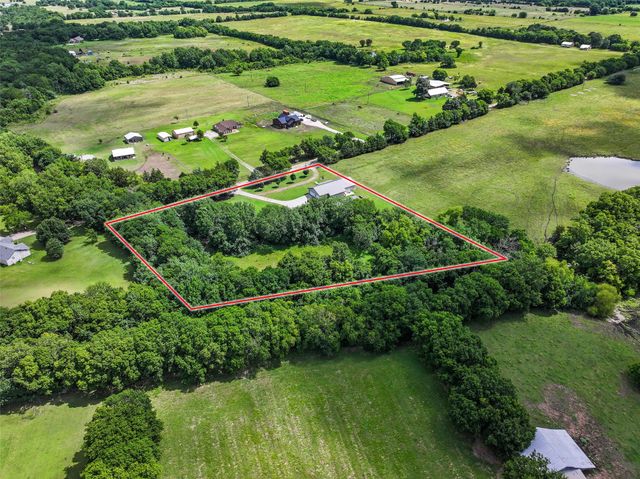 1673 County Road 1525, Ector, TX 75439
