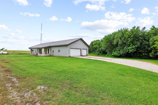 1673 County Road 1525, Ector, TX 75439