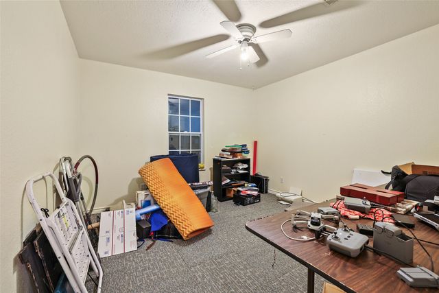 1673 County Road 1525, Ector, TX 75439