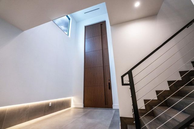 3010 W TRILBY AVENUE, Tampa, FL 33611