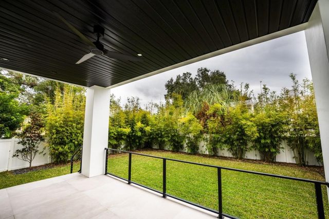 3010 W TRILBY AVENUE, Tampa, FL 33611