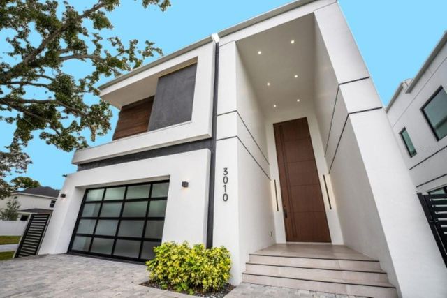 3010 W TRILBY AVENUE, Tampa, FL 33611