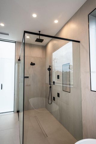 3010 W TRILBY AVENUE, Tampa, FL 33611