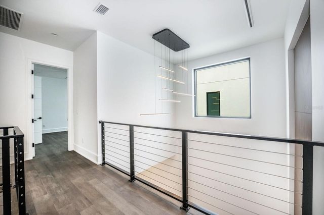 3010 W TRILBY AVENUE, Tampa, FL 33611