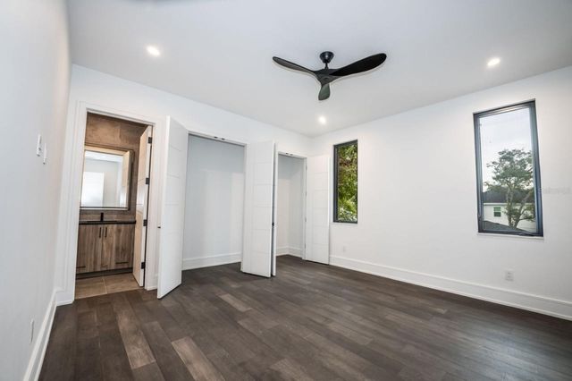 3010 W TRILBY AVENUE, Tampa, FL 33611