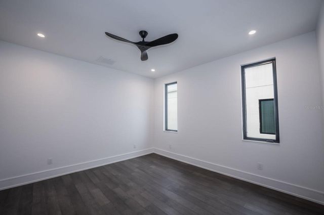 3010 W TRILBY AVENUE, Tampa, FL 33611