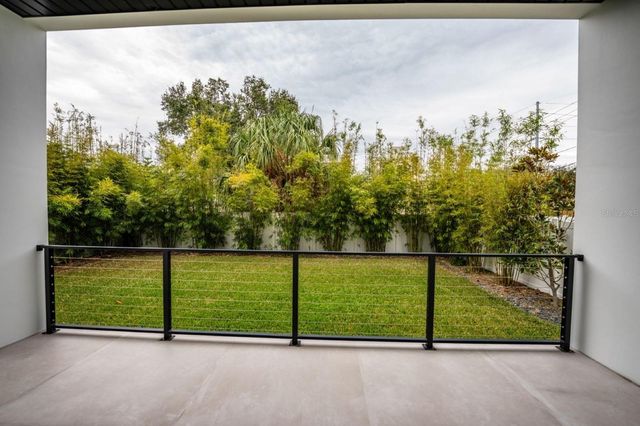 3010 W TRILBY AVENUE, Tampa, FL 33611