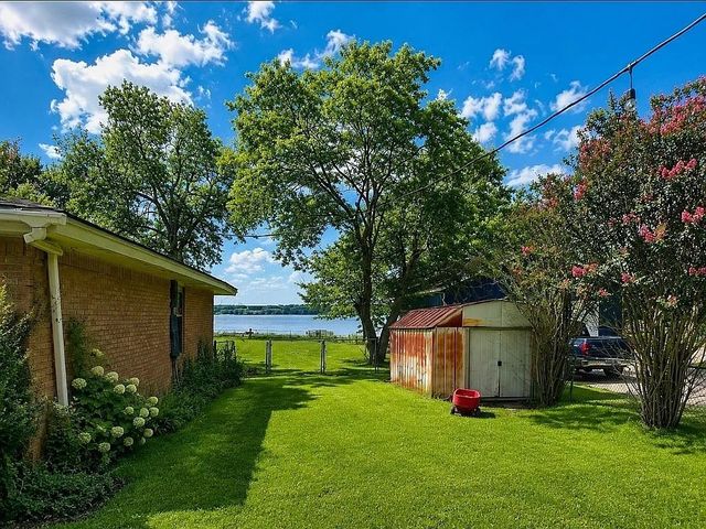 4378 Old Fort Worth Road, Midlothian, TX 76065