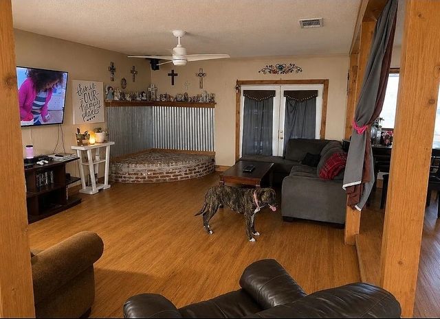 4378 Old Fort Worth Road, Midlothian, TX 76065