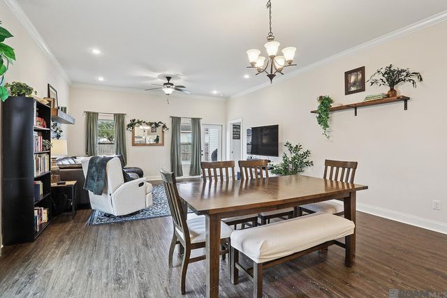 1706 S Gonzales Trace Ave, Gonzales, LA 70737