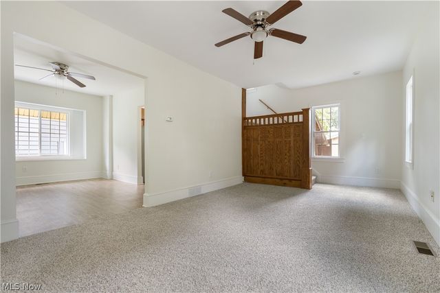 156 E Mapledale Avenue, Akron, OH 44301