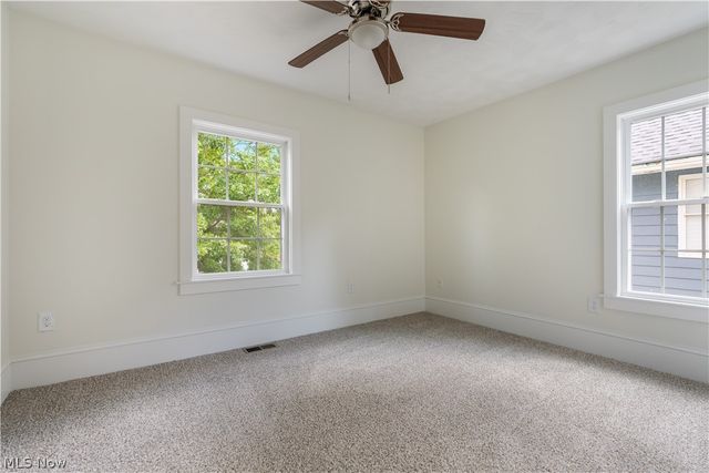 156 E Mapledale Avenue, Akron, OH 44301