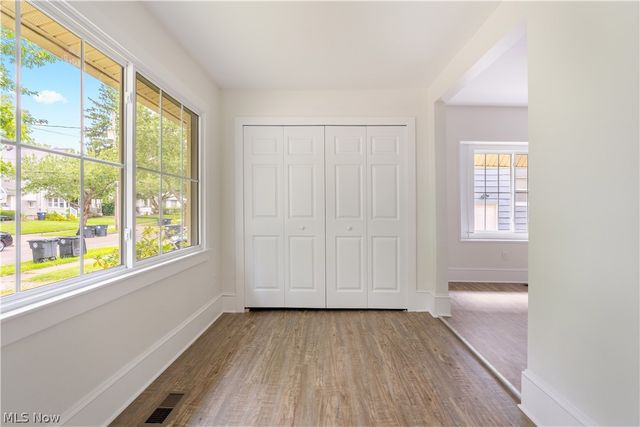 156 E Mapledale Avenue, Akron, OH 44301