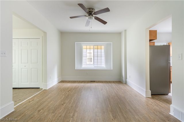 156 E Mapledale Avenue, Akron, OH 44301