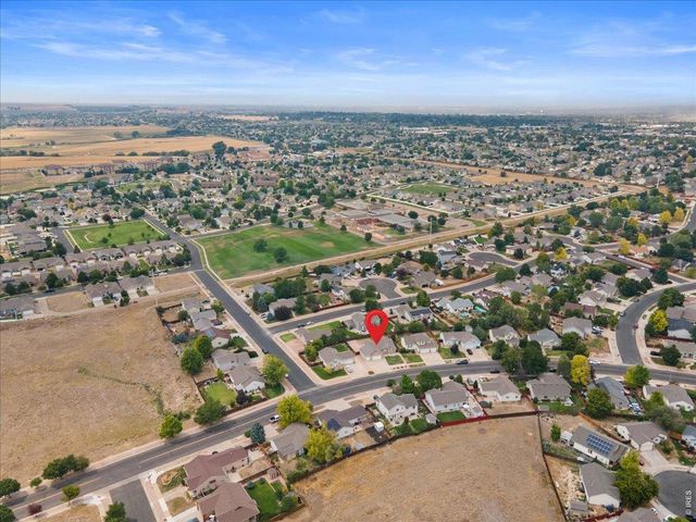 3937 Stampede Dr, Evans, CO 80620