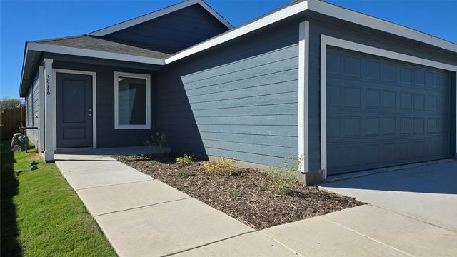 3916 Pontchartrain Parkway, Sherman, TX 75090