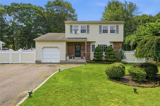 26 Probst Drive, Shirley, NY 11967