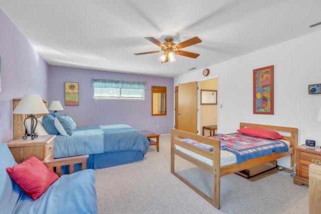 65 Poker Flat Rd, Copperopolis, CA 95228