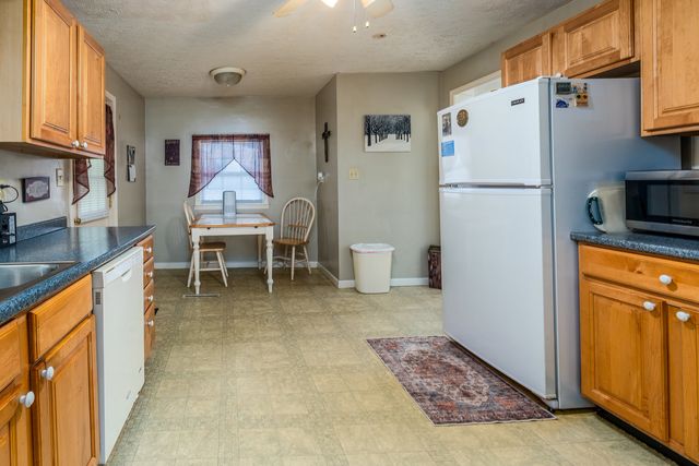 202 S Ervin Street, Pittsburg, IL 62974