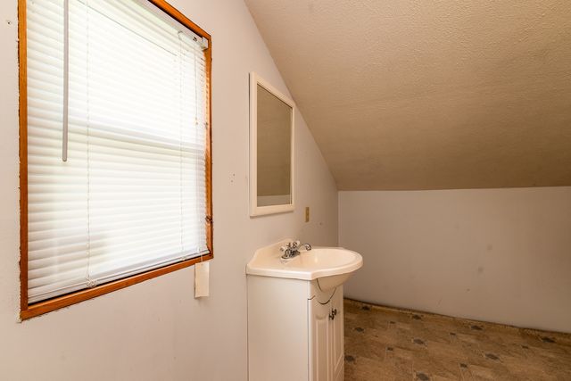 202 S Ervin Street, Pittsburg, IL 62974