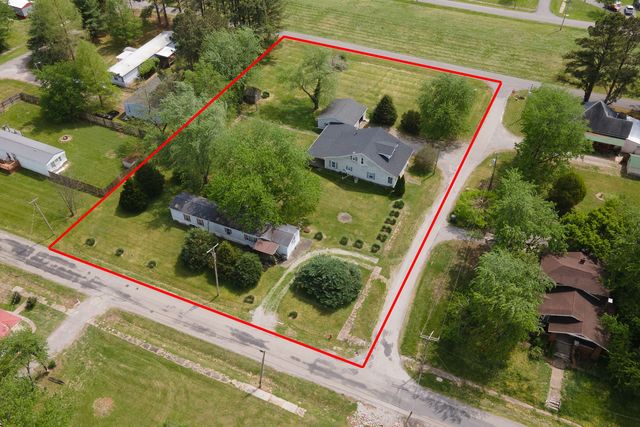 202 S Ervin Street, Pittsburg, IL 62974