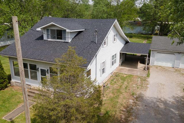 202 S Ervin Street, Pittsburg, IL 62974