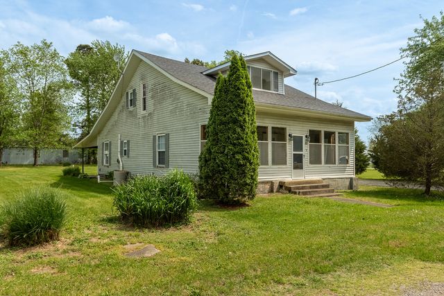 202 S Ervin Street, Pittsburg, IL 62974