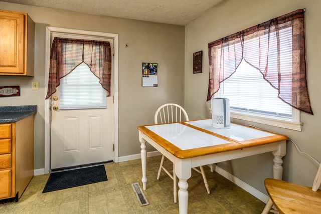 202 S Ervin Street, Pittsburg, IL 62974
