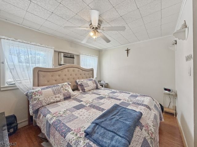 733 Schuyler Ave, Lyndhurst Twp., NJ 07071