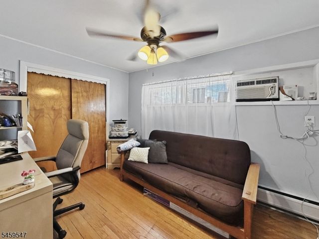 733 Schuyler Ave, Lyndhurst Twp., NJ 07071