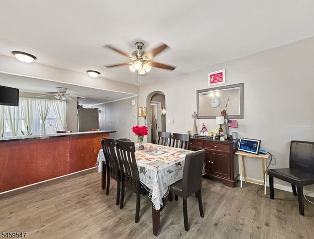 733 Schuyler Ave, Lyndhurst Twp., NJ 07071