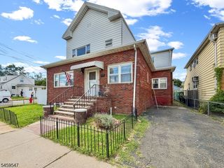 733 Schuyler Ave, Lyndhurst Twp., NJ 07071
