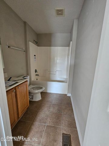 7026 ST IVES Court, Jacksonville, FL 32244