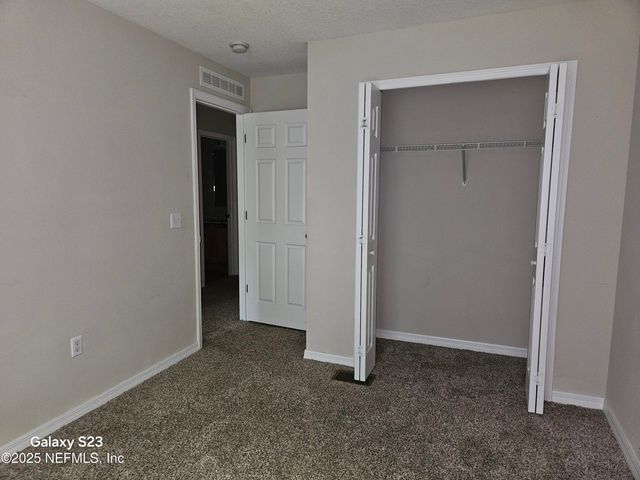7026 ST IVES Court, Jacksonville, FL 32244