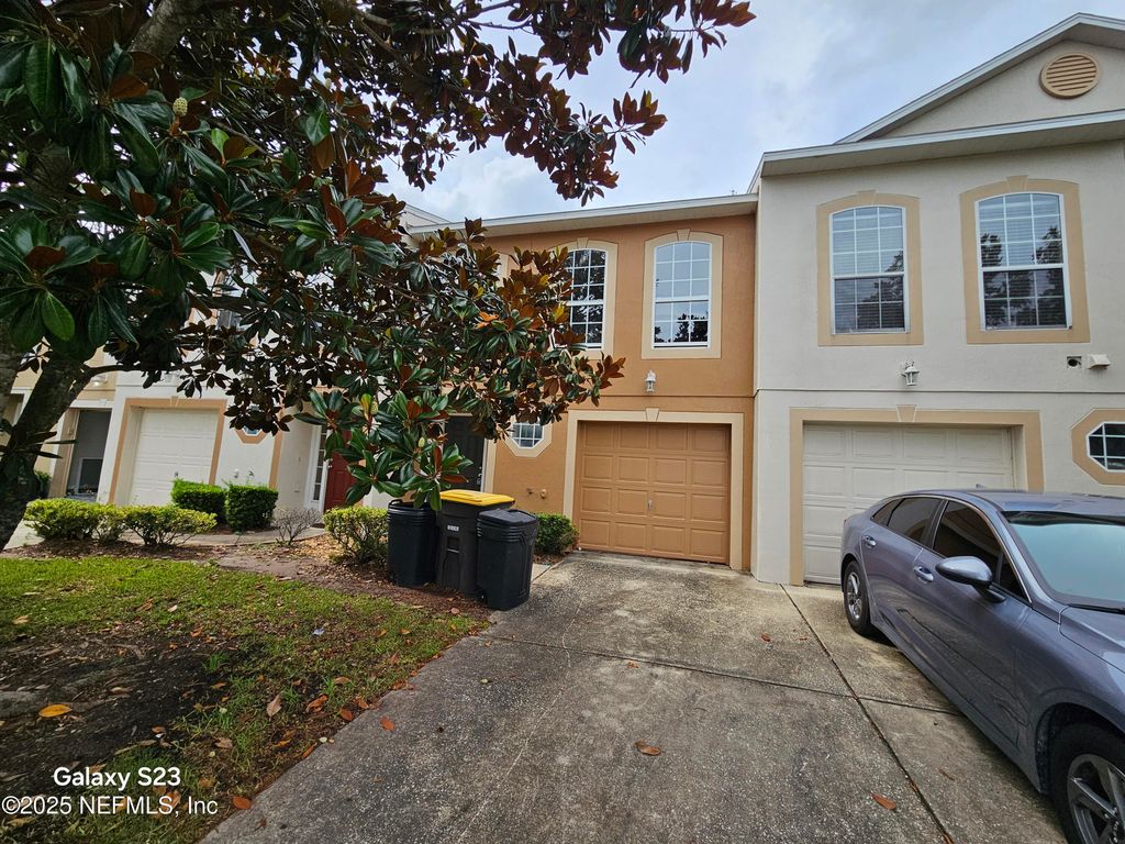 7026 ST IVES Court, Jacksonville, FL 32244