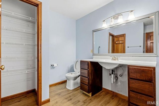1904 Hunters Ridge Drive, Huntington, IN 46750