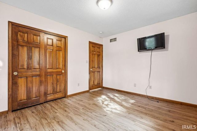 1904 Hunters Ridge Drive, Huntington, IN 46750