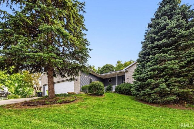 1904 Hunters Ridge Drive, Huntington, IN 46750