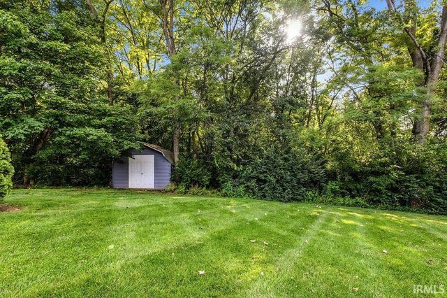 1904 Hunters Ridge Drive, Huntington, IN 46750