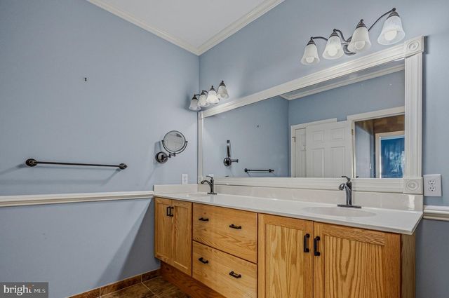 3 ALLYSSA LN, West Grove, PA 19390