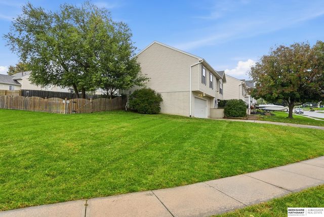 15440 Davidson Street, Bennington, NE 68007