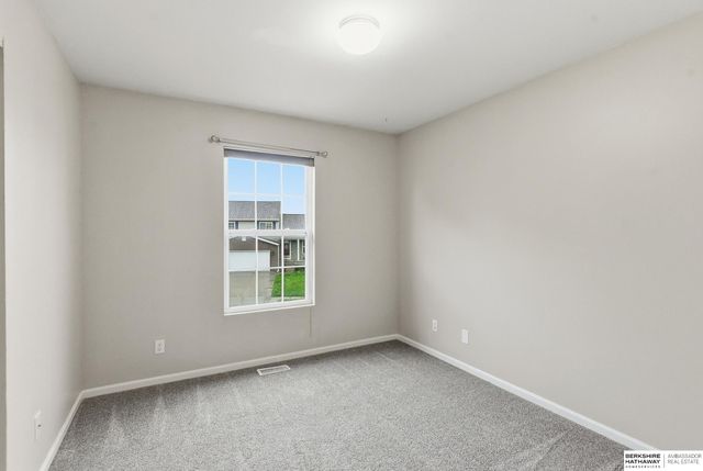 15440 Davidson Street, Bennington, NE 68007