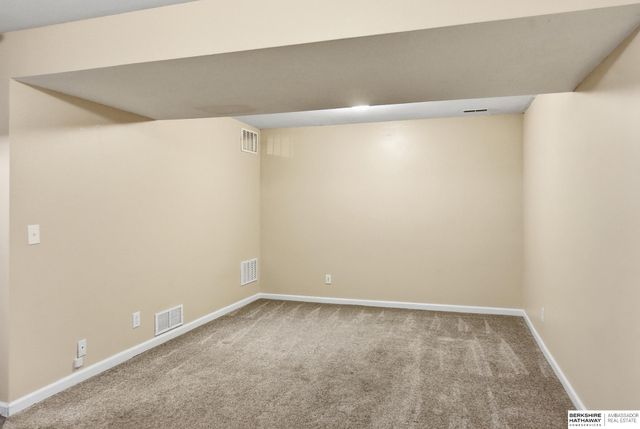 15440 Davidson Street, Bennington, NE 68007