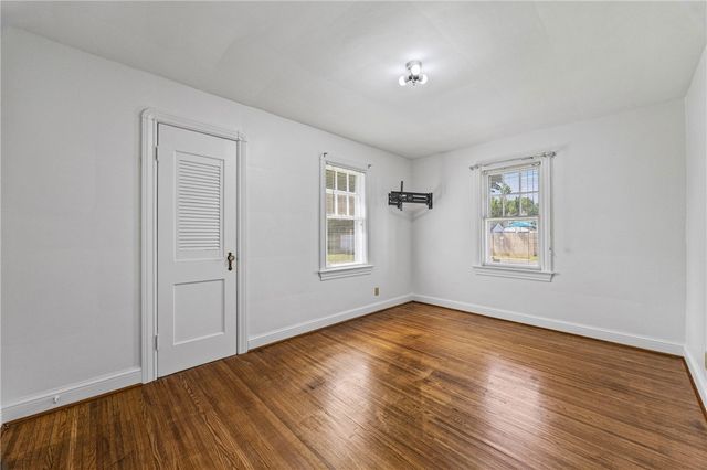 283 Stone Rd Road, Greece, NY 14616