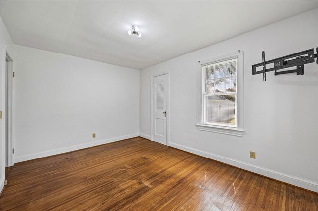 283 Stone Rd Road, Greece, NY 14616