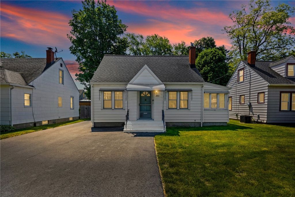 283 Stone Rd Road, Greece, NY 14616